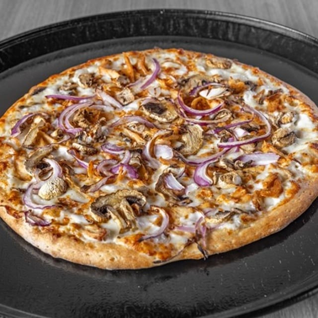 Ranch Chicken Pizza (16" Jumbo (12 Slices)).